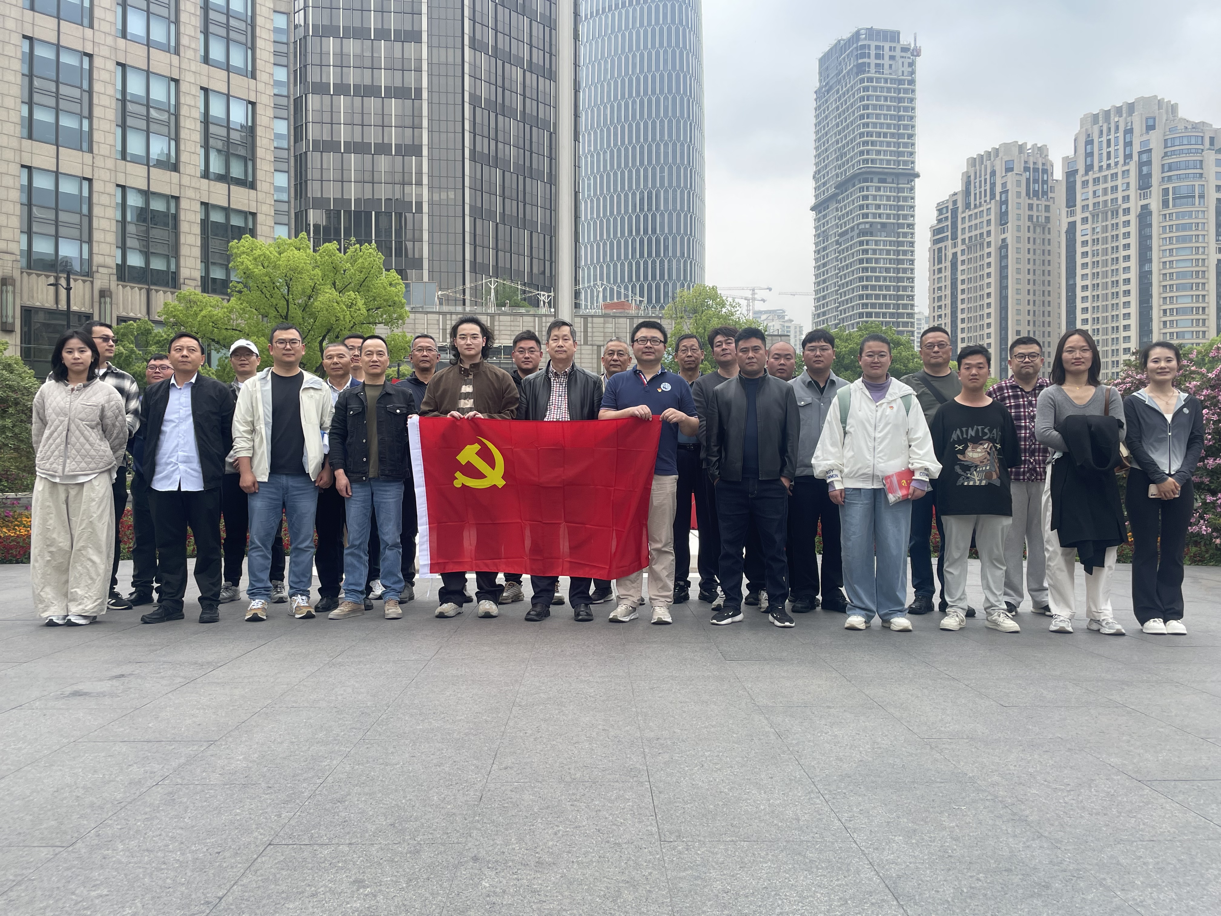 智通集团事业合伙人孵化营开营暨参观中共一大纪念馆党建活动圆满